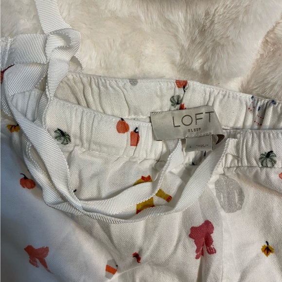 LOFT | Fall Fun PJ set shorts and top - autumn print - Picture 10 of 13